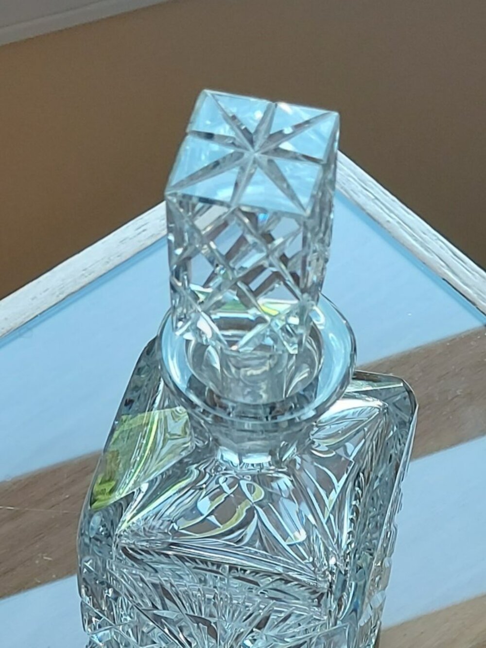 Square Crystal Decanter - Picture 3 of 3